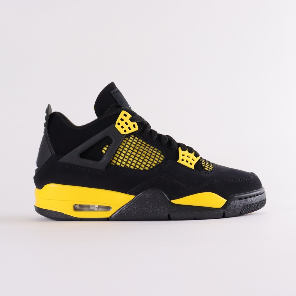 ♦️SOLD♦️AIR JORDAN 4 YELLOW THUNDER